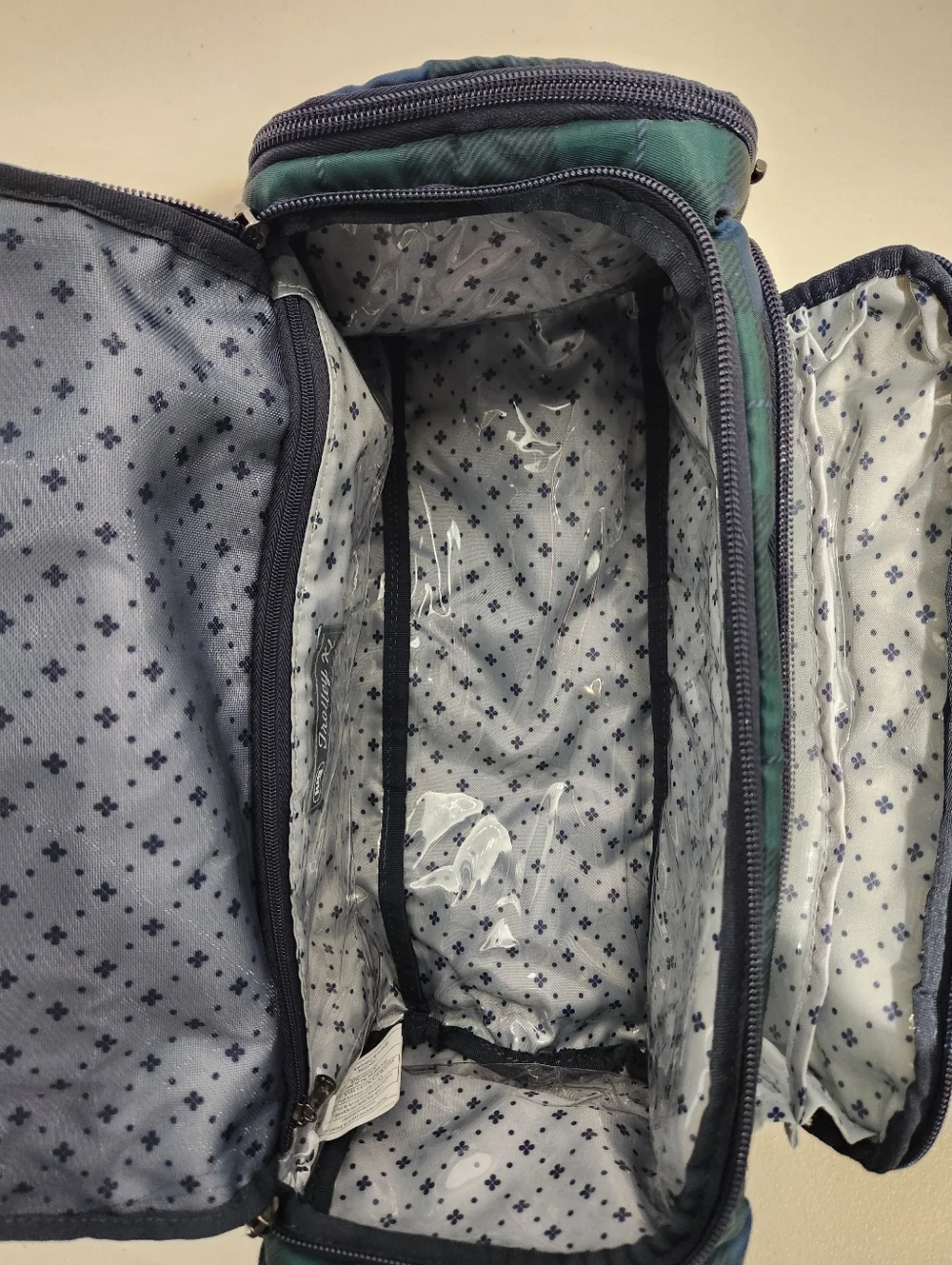 Lug XL Trolley Bag Cosmetic Toiletry Bag Green Navy Plaid